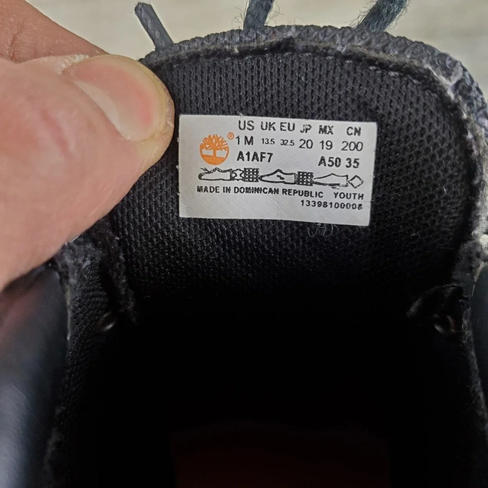 Timberland Premium WP Boots Little Kids Sz 1 1M Black Nubuck‎